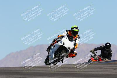 media/Mar-25-2024-Moto Forza (Mon) [[8d4319bd68]]/3-Intermediate Group/Session 2 (Turn 9)/